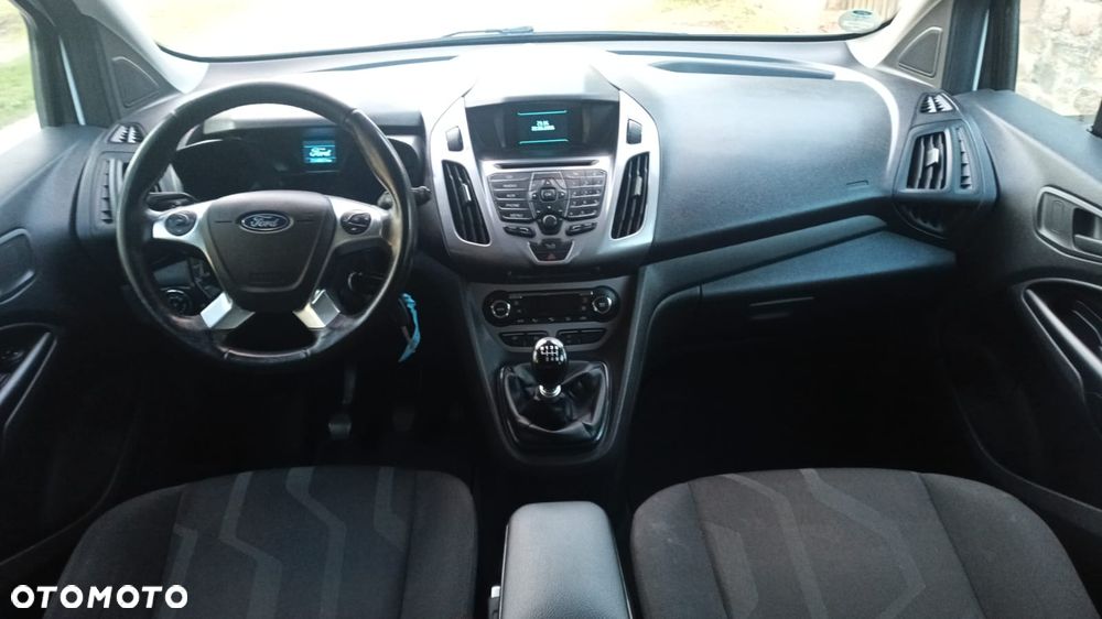 Ford Tourneo Connect Grand - 20