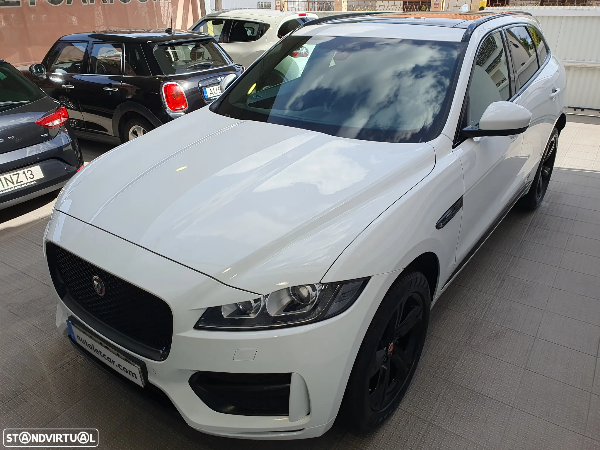 Jaguar F-Pace 20d AWD Aut. R-Sport - 10