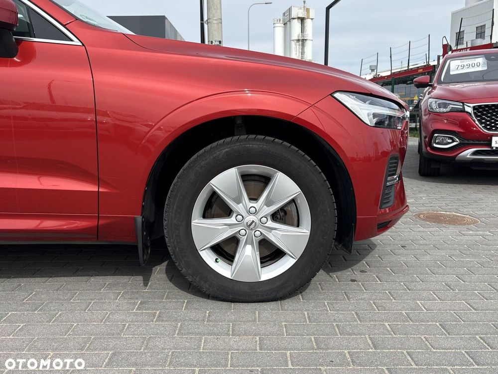 Volvo XC 60 B4 D Momentum - 33