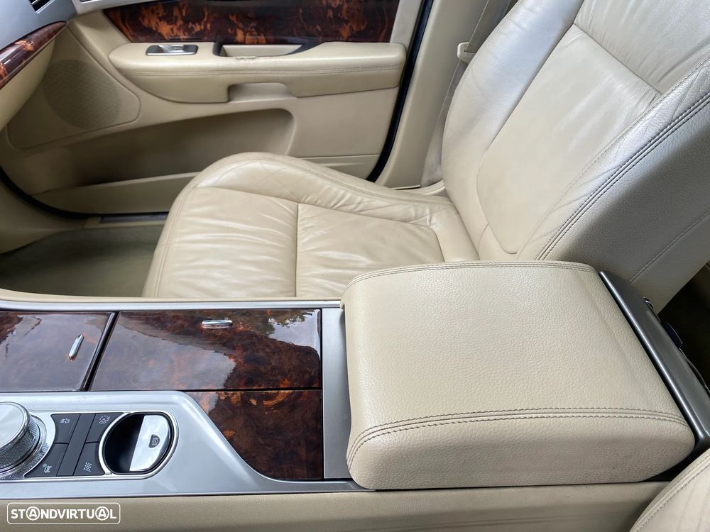 Jaguar XF 3.0 D V6 Premium Luxury - 34