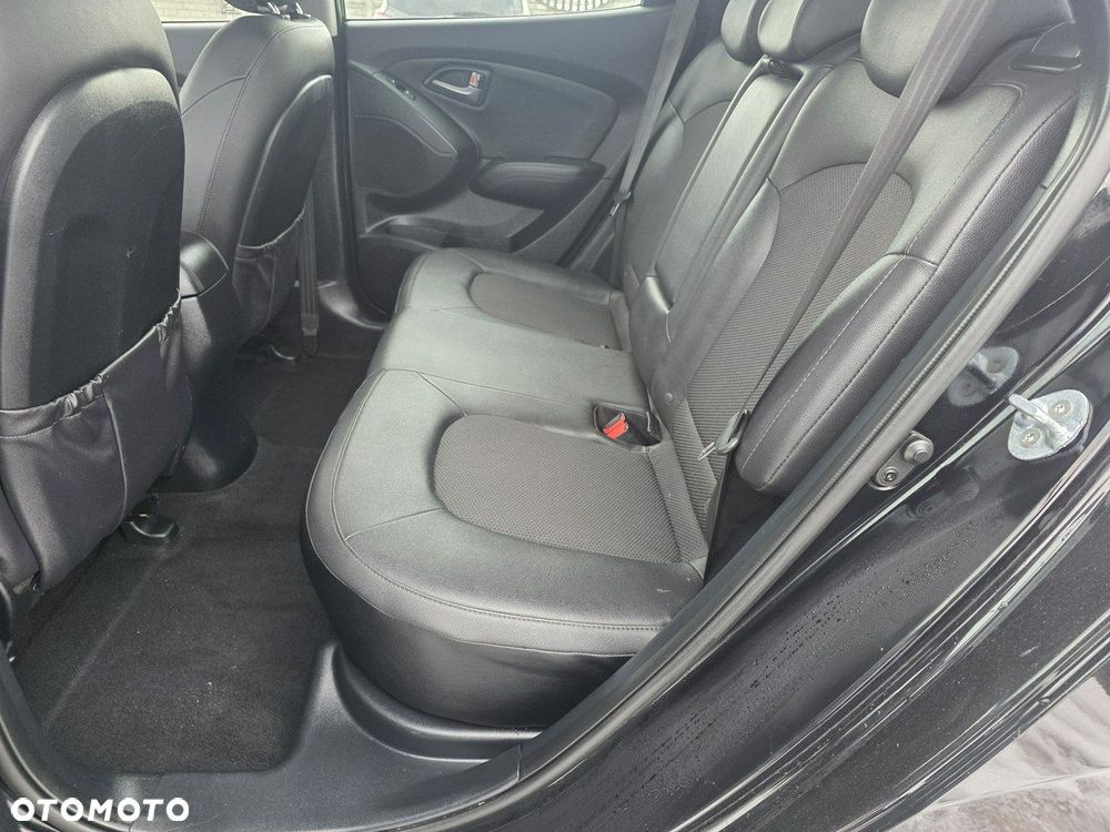 Hyundai ix35 2.0 CRDi 4WD Automatik Finale Gold - 24