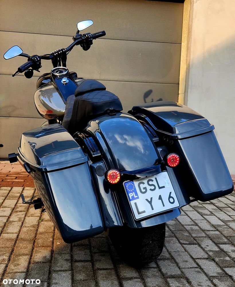 Harley-Davidson Touring Road King - 23