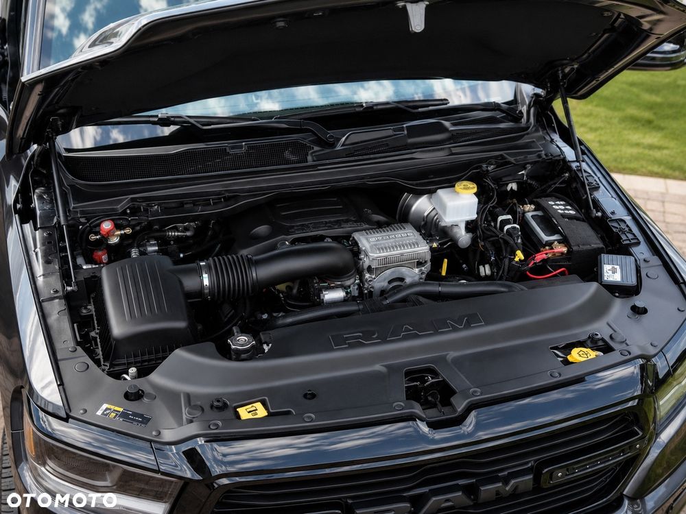 RAM 1500 5.7 Crew Cab Laramie - 8