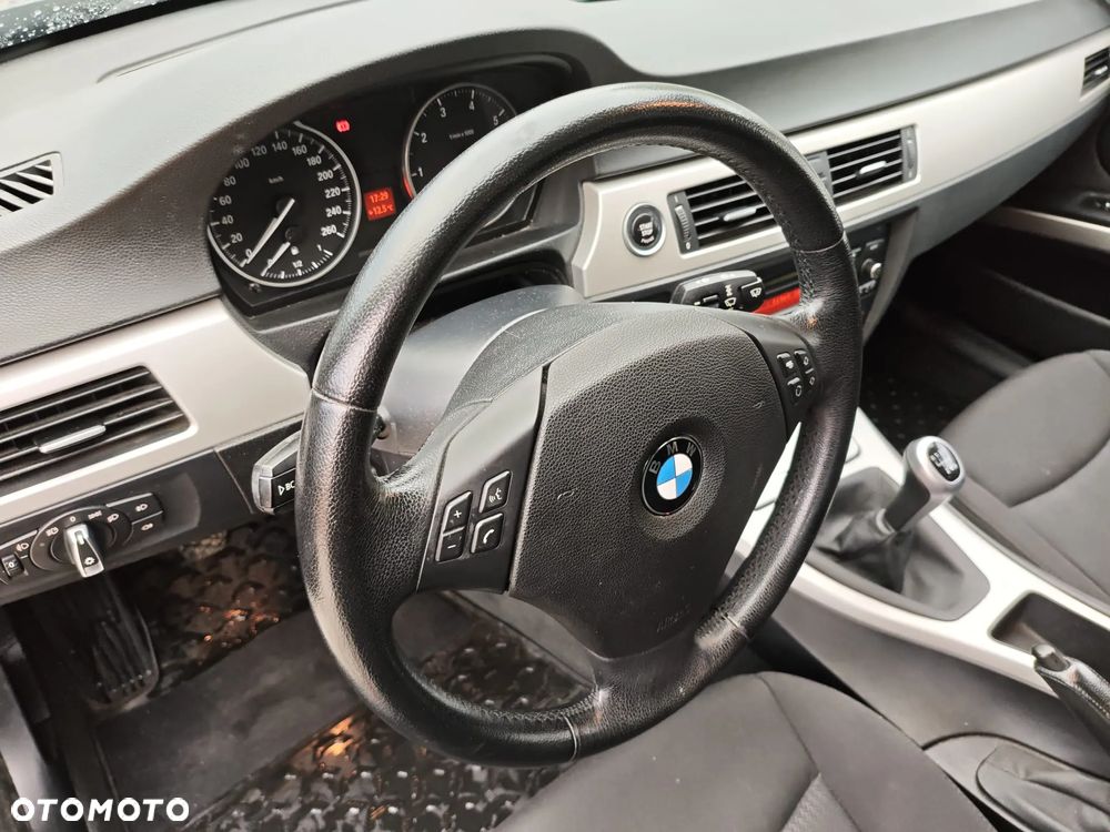 BMW Seria 3 - 19