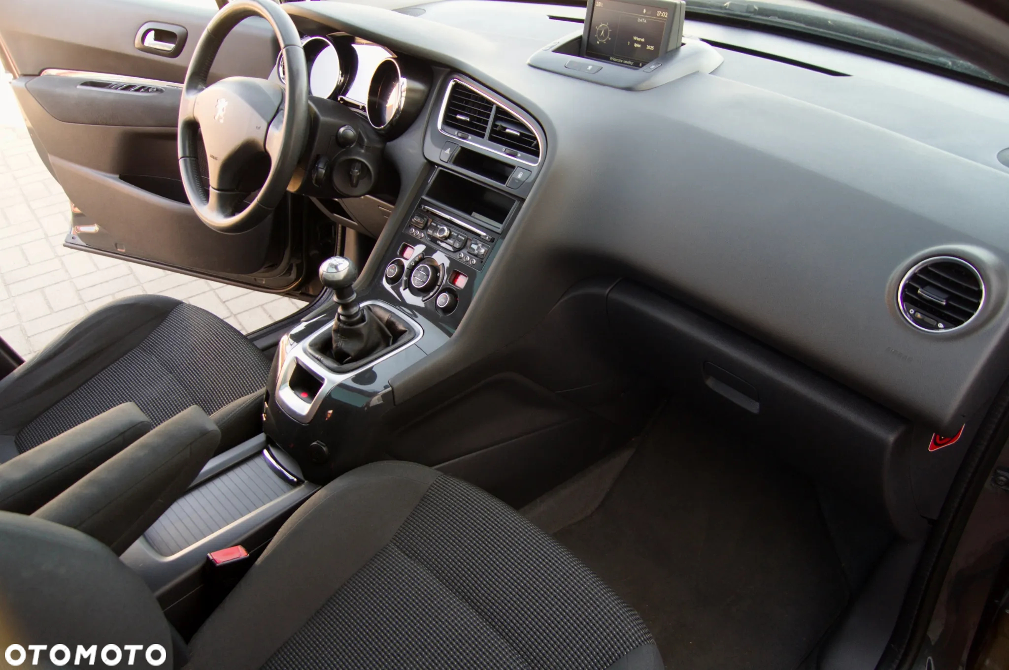 Peugeot 5008 1.6 HDi Active 7os - 14