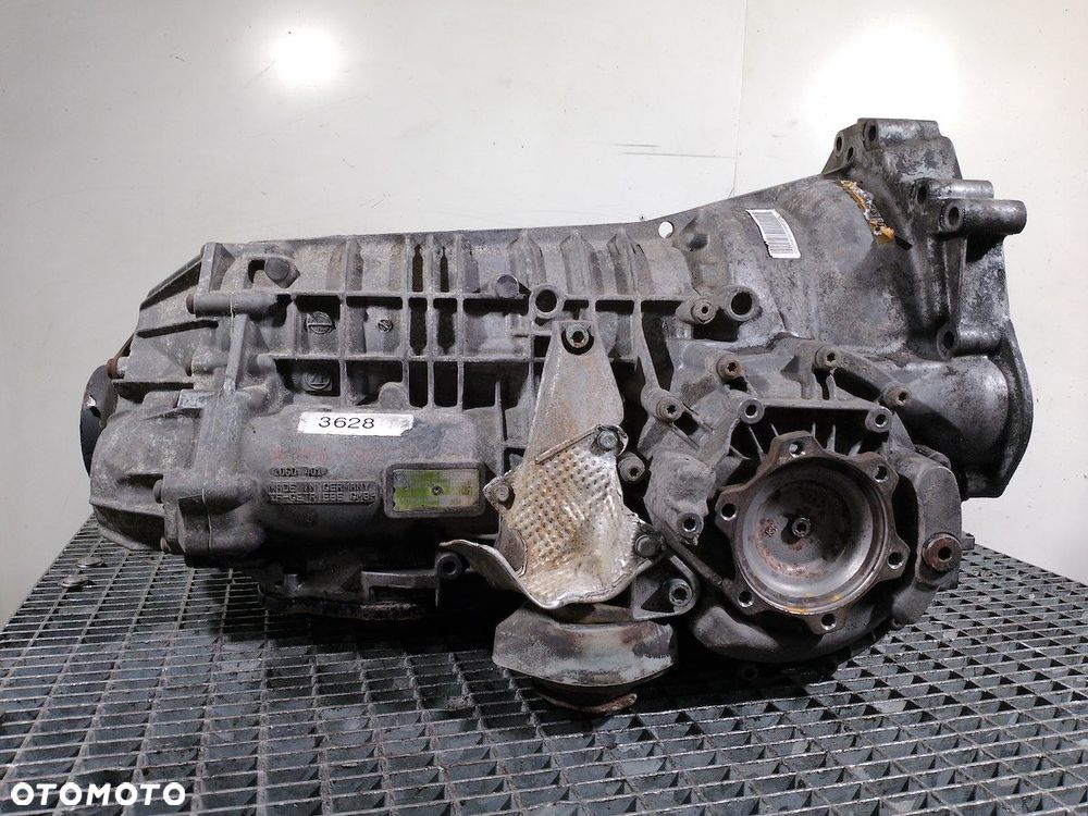 SKRZYNIA BIEGÓW AUTOMAT VW PASSAT B5 DUM 2.3 V5 - 1