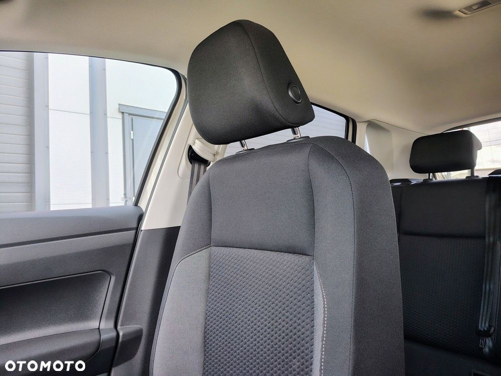 Volkswagen Polo - 13