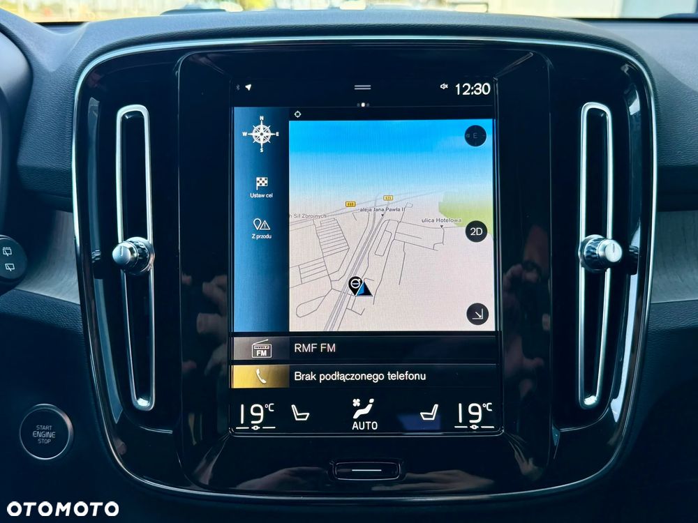 Volvo XC 40 B4 B AWD Inscription - 26