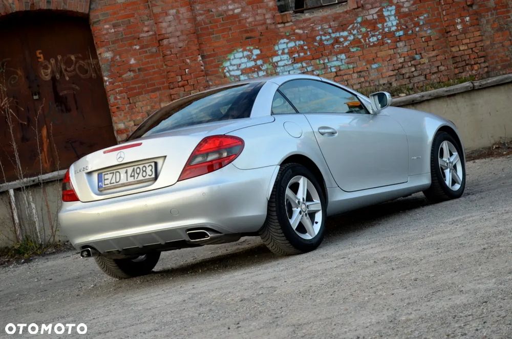 Mercedes-Benz SLK - 24