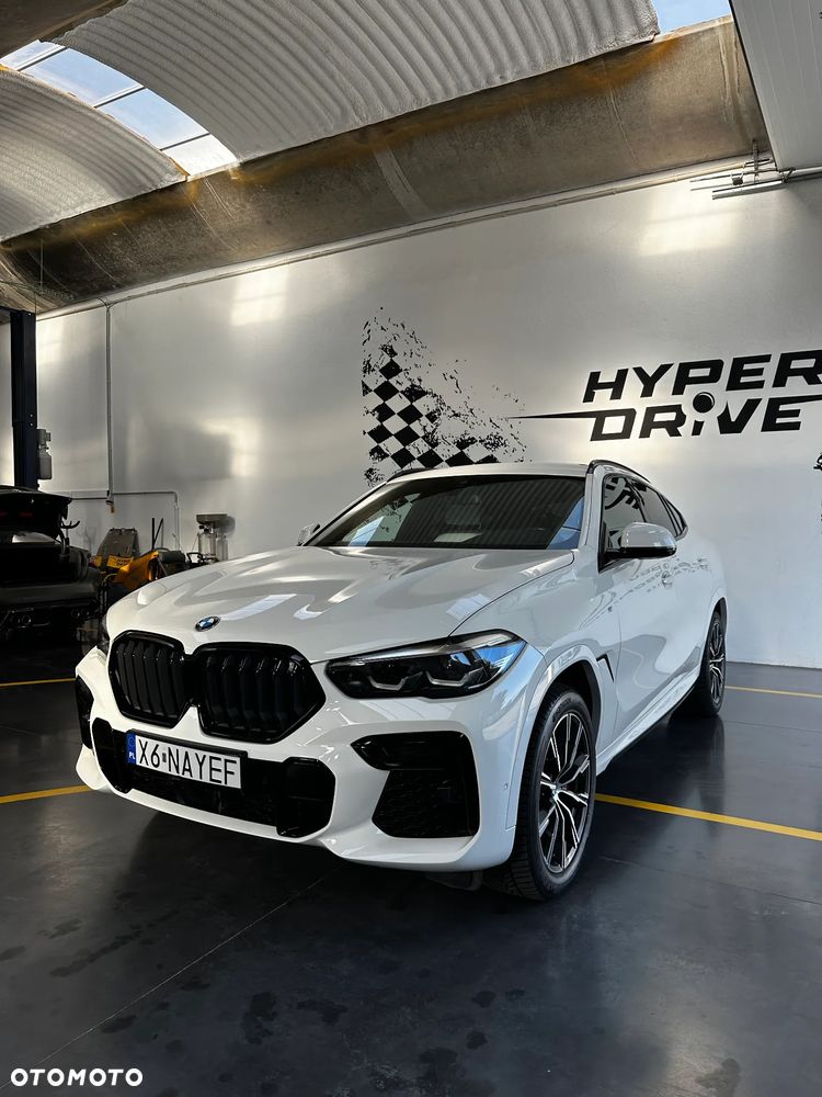 BMW X6 - 24