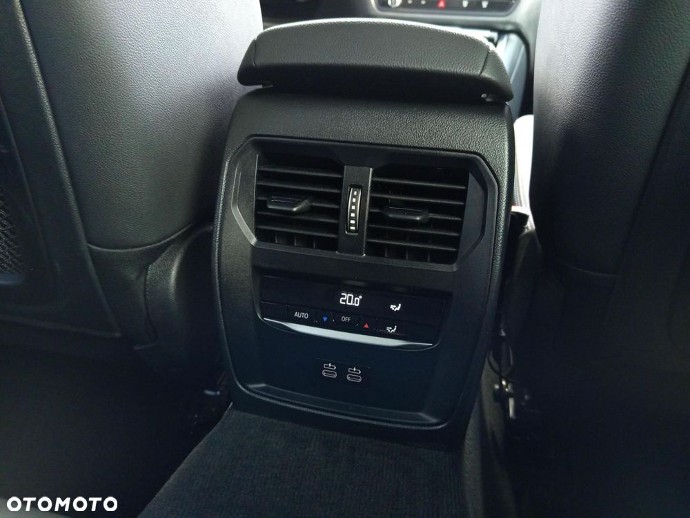 BMW Seria 3 - 21