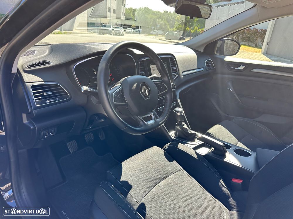 Renault Mégane BLUE dCi 115 LIMITED - 19