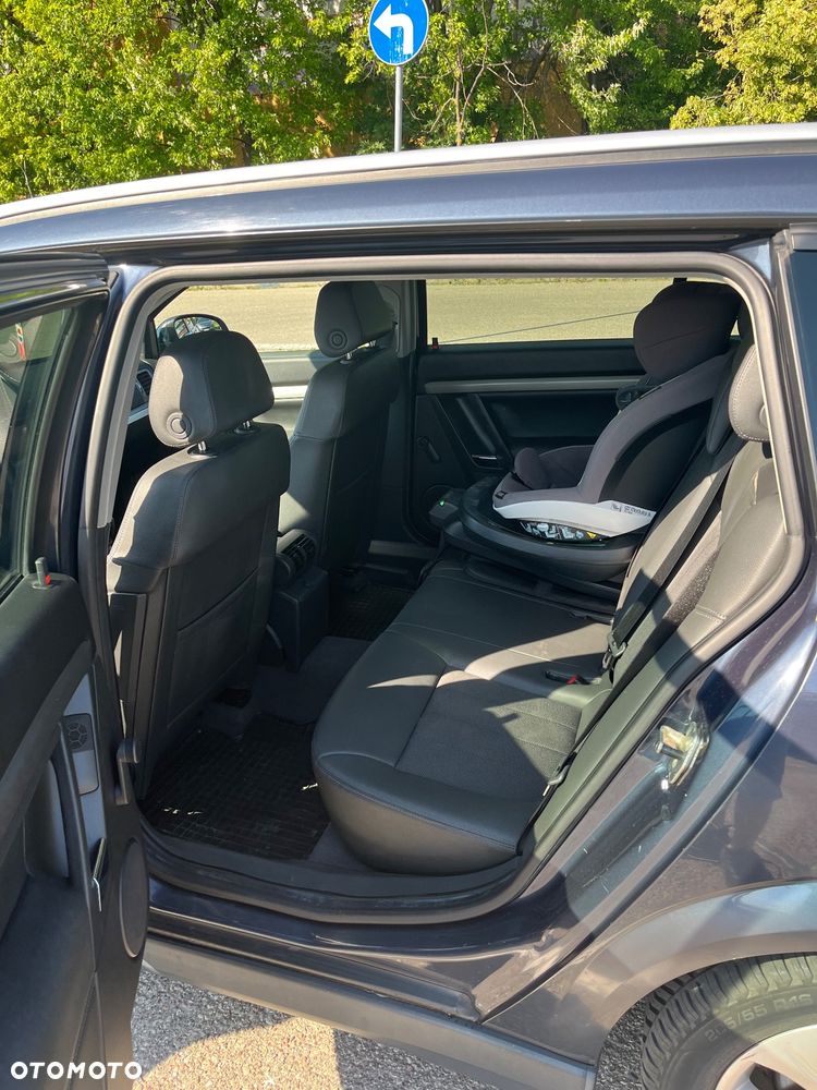 Opel Vectra 1.9 CDTI - 12