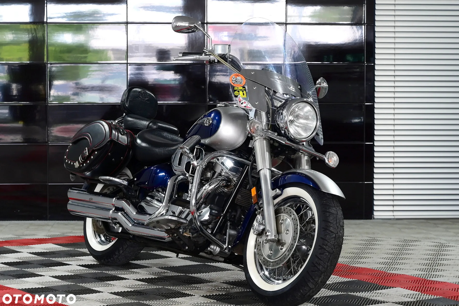 Yamaha Road Star - 2