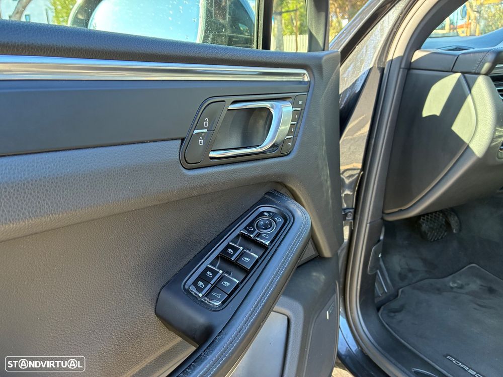 Porsche Macan Standard - 13