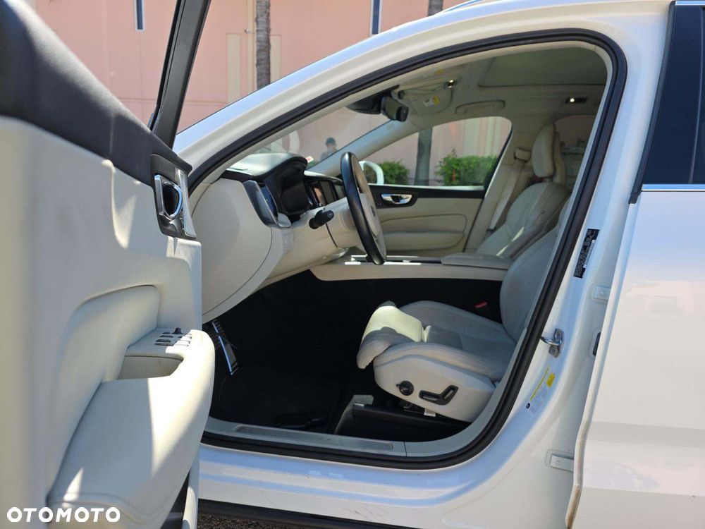 Volvo XC 60 T6 AWD Geartronic Inscription - 6