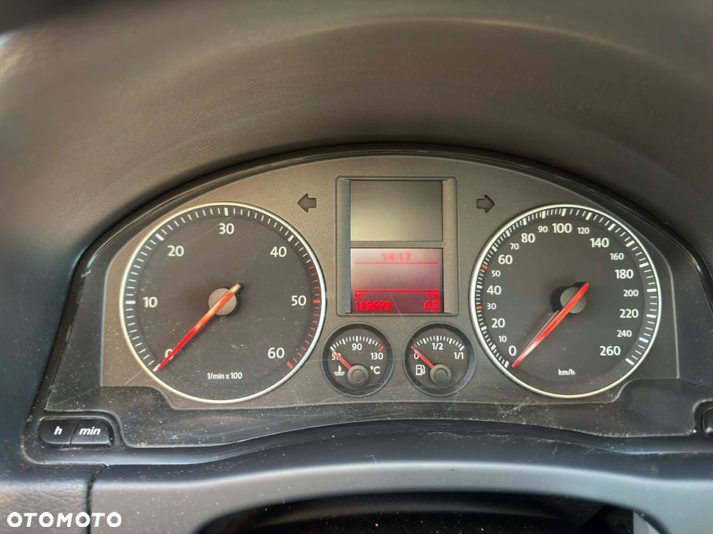 Volkswagen Golf - 14