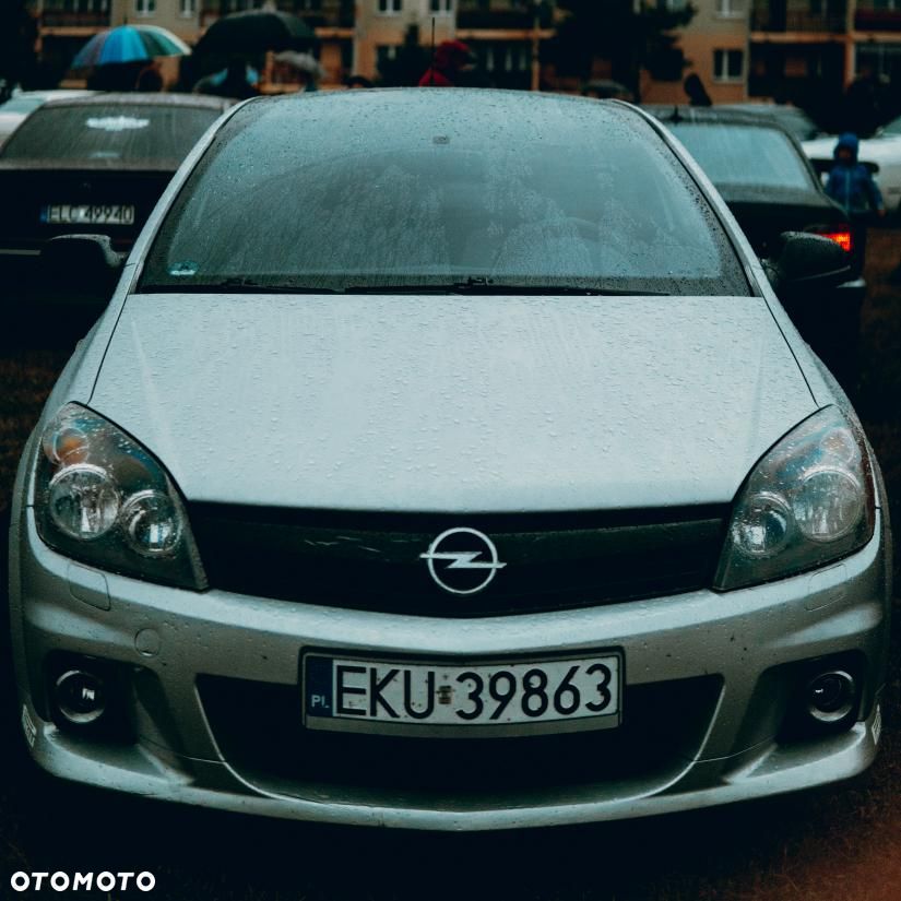 Opel Astra 1.8 - 12