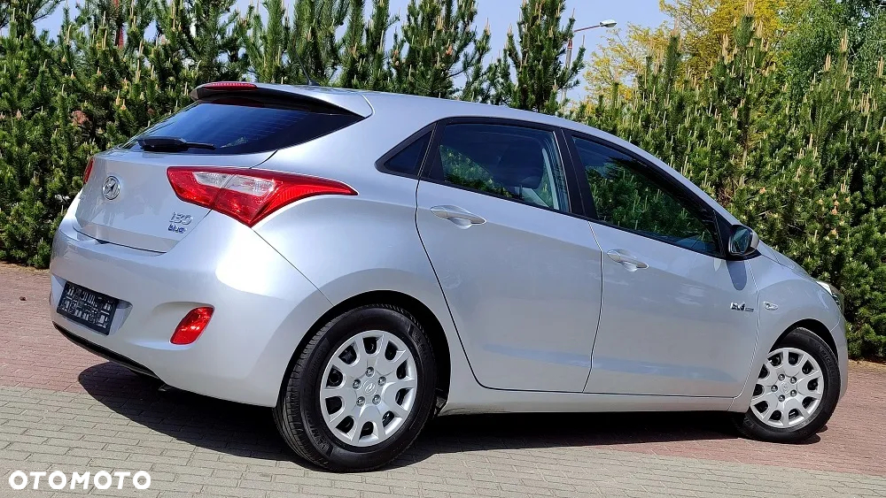 Hyundai i30 1.6 GDI Classic + - 20