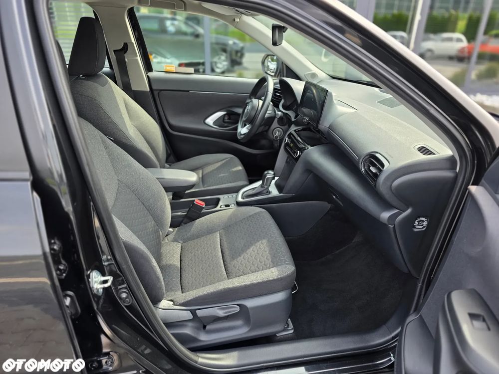 Toyota Yaris Cross Hybrid 1.5 Comfort - 25