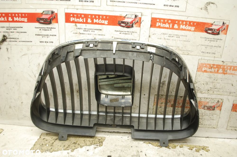 GRILL ATRAPA CHŁODNICY SEAT LEON II ALTEA TOLEDO III - 2