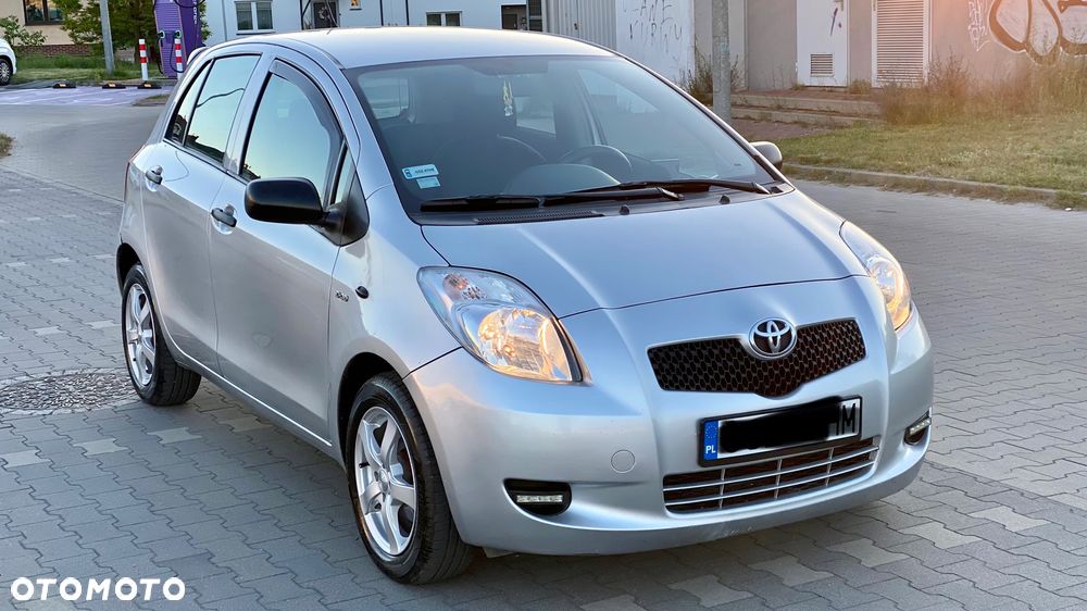 Toyota Yaris 1.4 D-4D Executive - 7