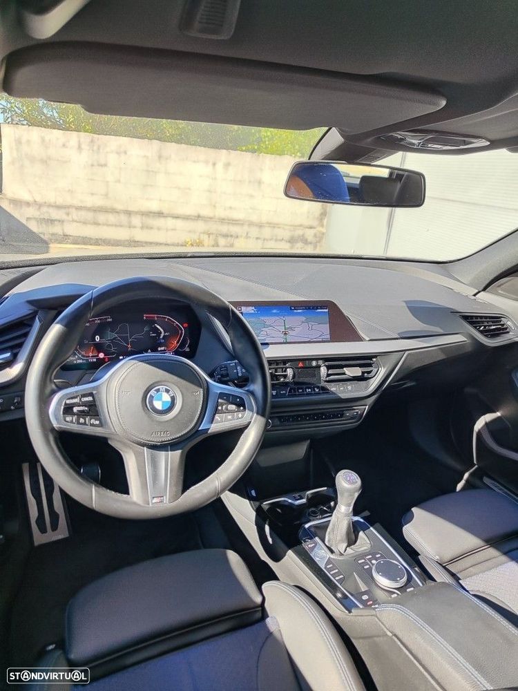 BMW 116 d Pack Desportivo M - 10