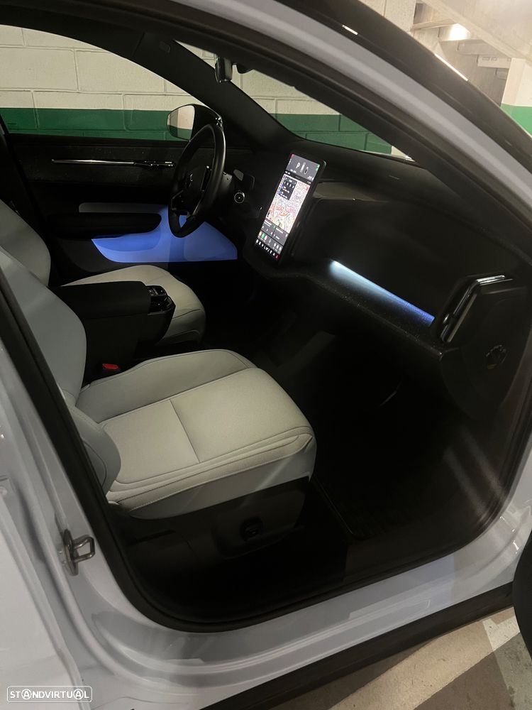 Volvo EX30 69 kWh Twin Motor Ultra - 4