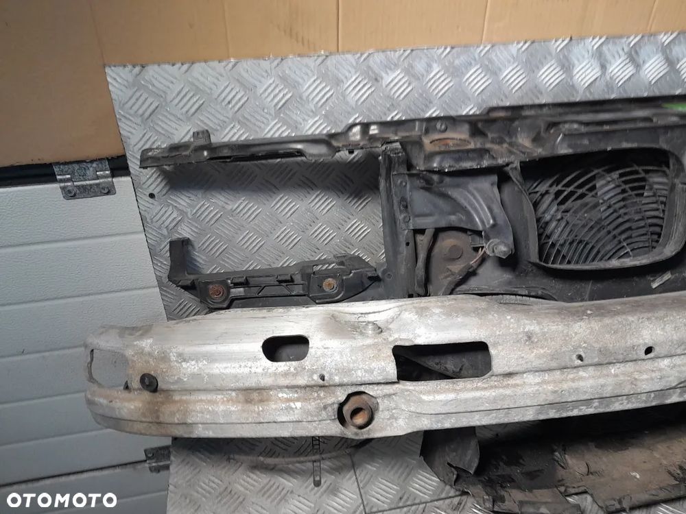 BMW E39 PAS PRZEDNI WZMOCNIENIE WENTYLATOR 3.0 DIESEL - 5