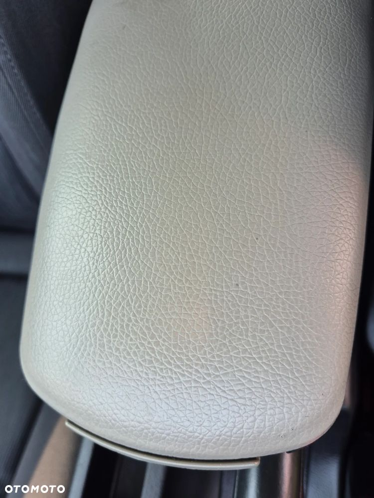 Audi A4 Avant 2.0 TDI - 13
