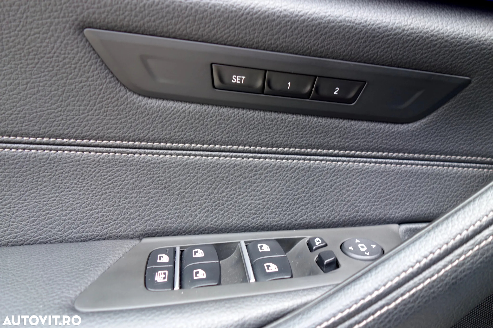 BMW Seria 5 520i AT - 20