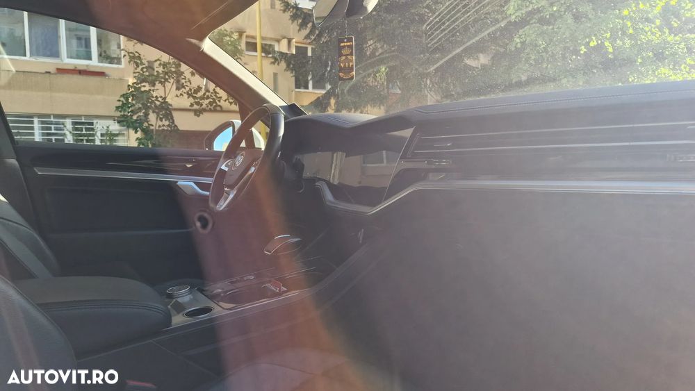Volkswagen Touareg V6 TDI Atmosphere - 8