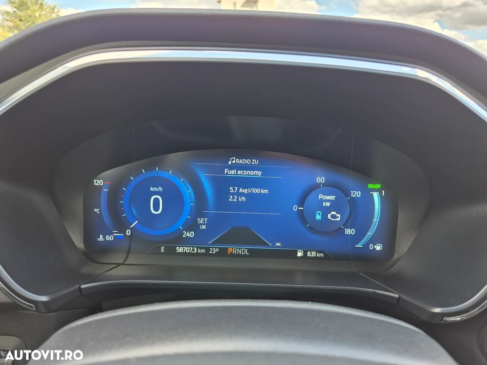FORD Kuga 2024 — imagine 16