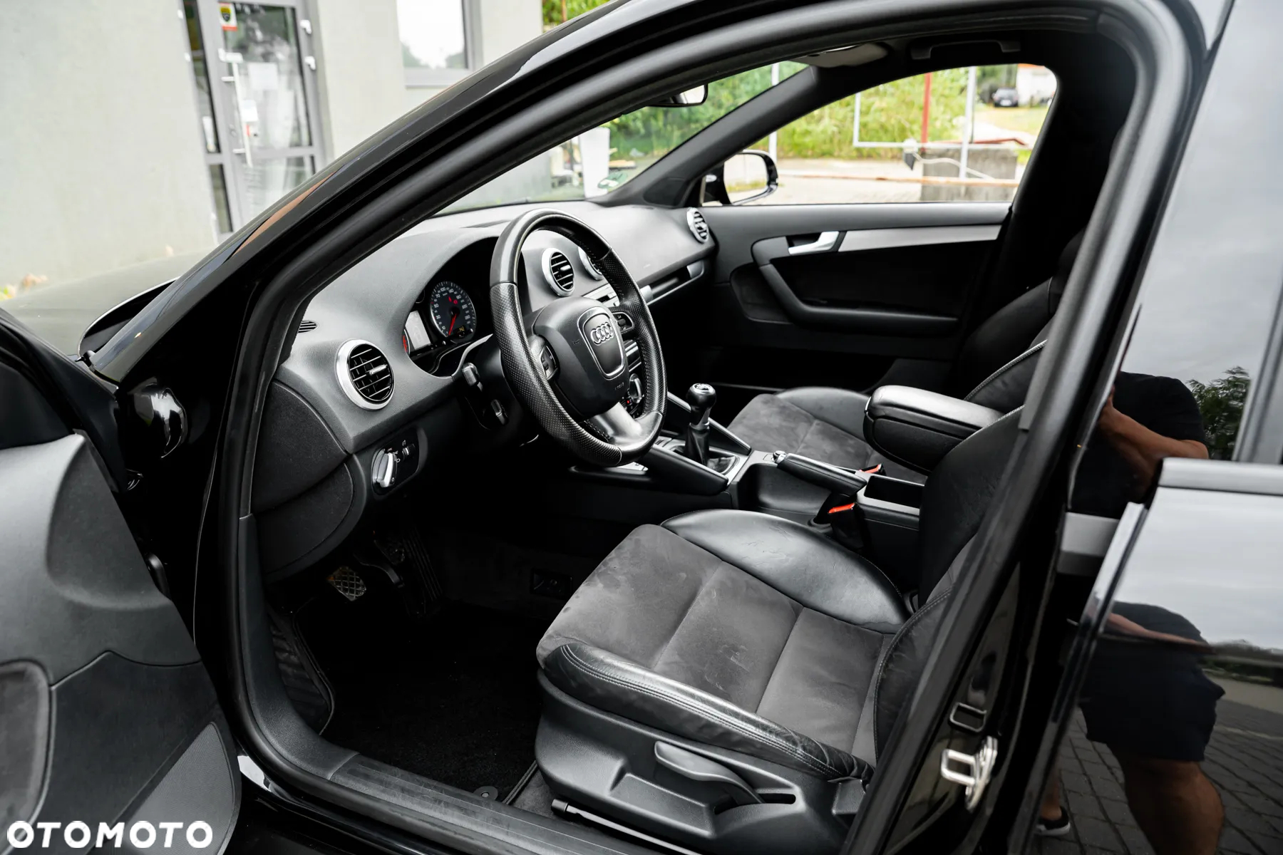 Audi A3 2.0 TDI Sportback DPF Ambiente - 5
