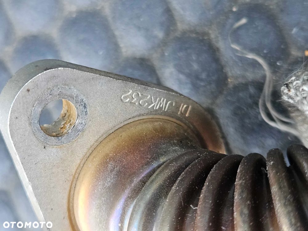 Rurka 06D131637B Przewod Rura EGR Katalizator 2.0 FSI AWA Audi A4 B6 - 17
