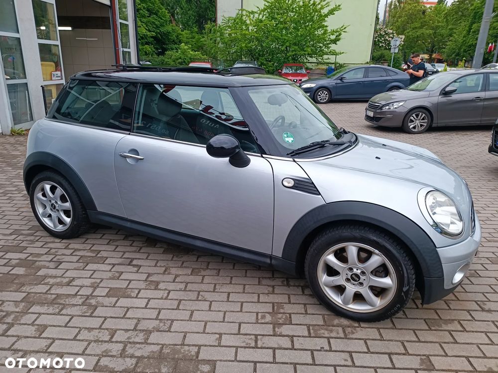 MINI Cooper Standard - 9