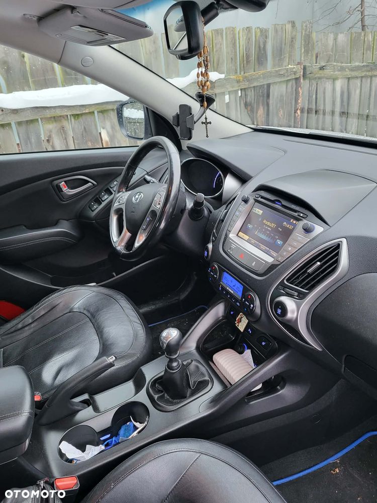 Hyundai ix35 - 11