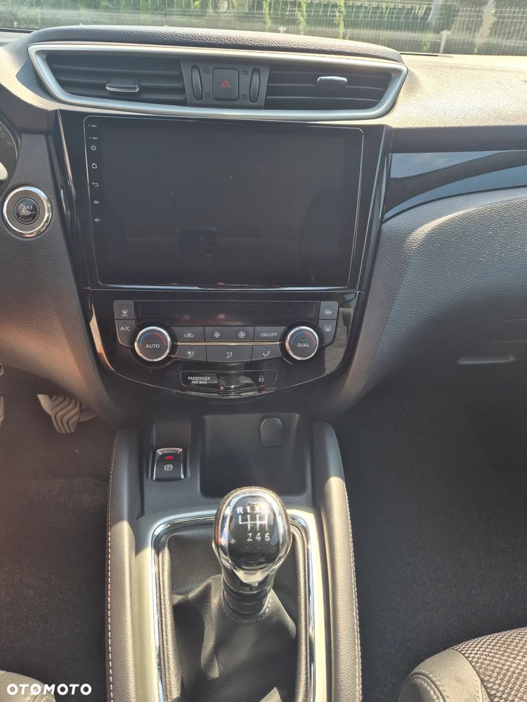Nissan Qashqai 1.2 DIG-T N-Connecta - 10