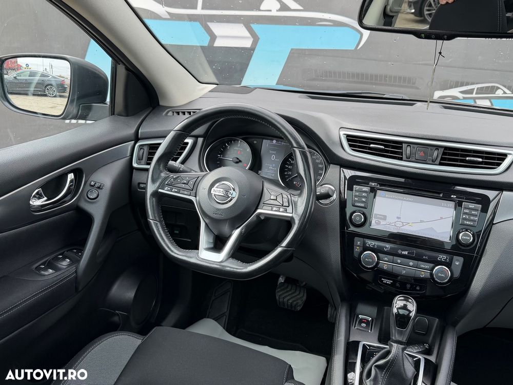 Nissan Qashqai 1.6 DCI Xtronic N-Connecta - 8