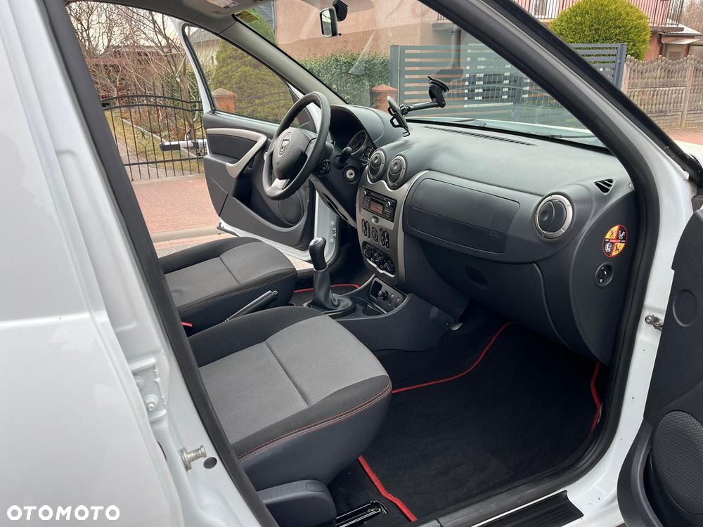 Dacia Duster 1.6 16V 105 4x2 Celebration - 20