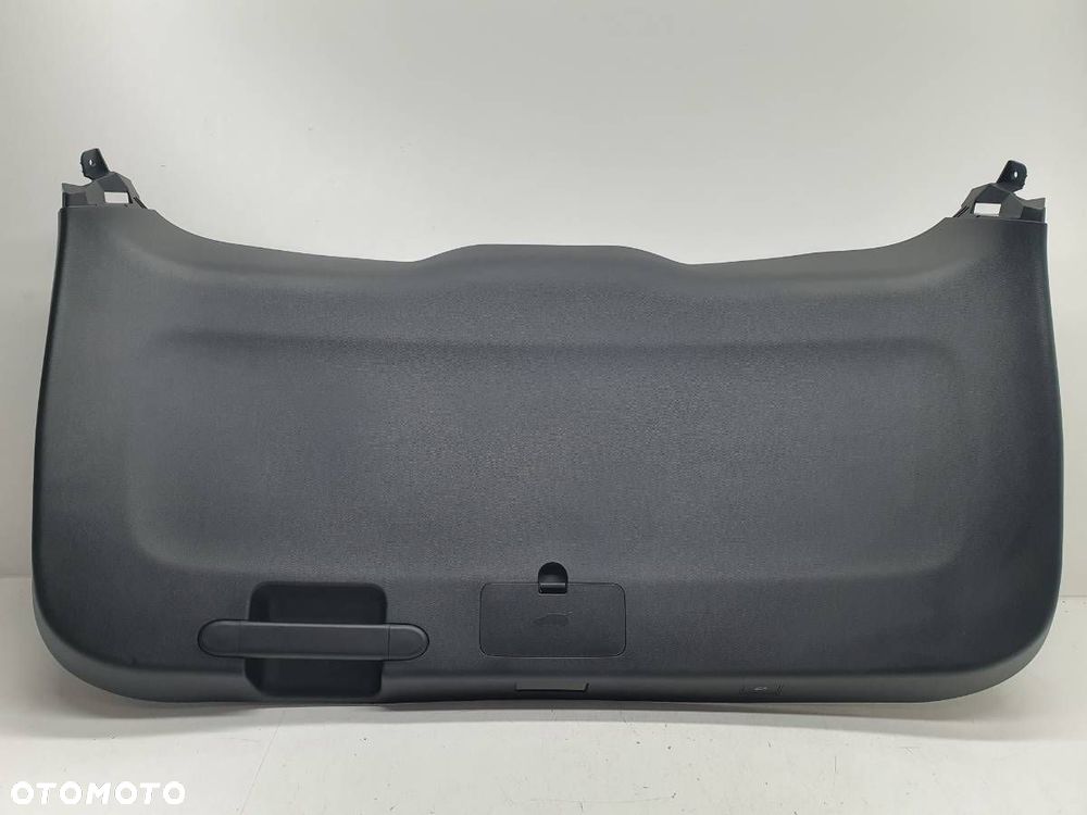 TAPICERKA BOCZEK KLAPY BAGAŻNIKA TYŁ BAIC BEIJING 7 X75 2024 - 1