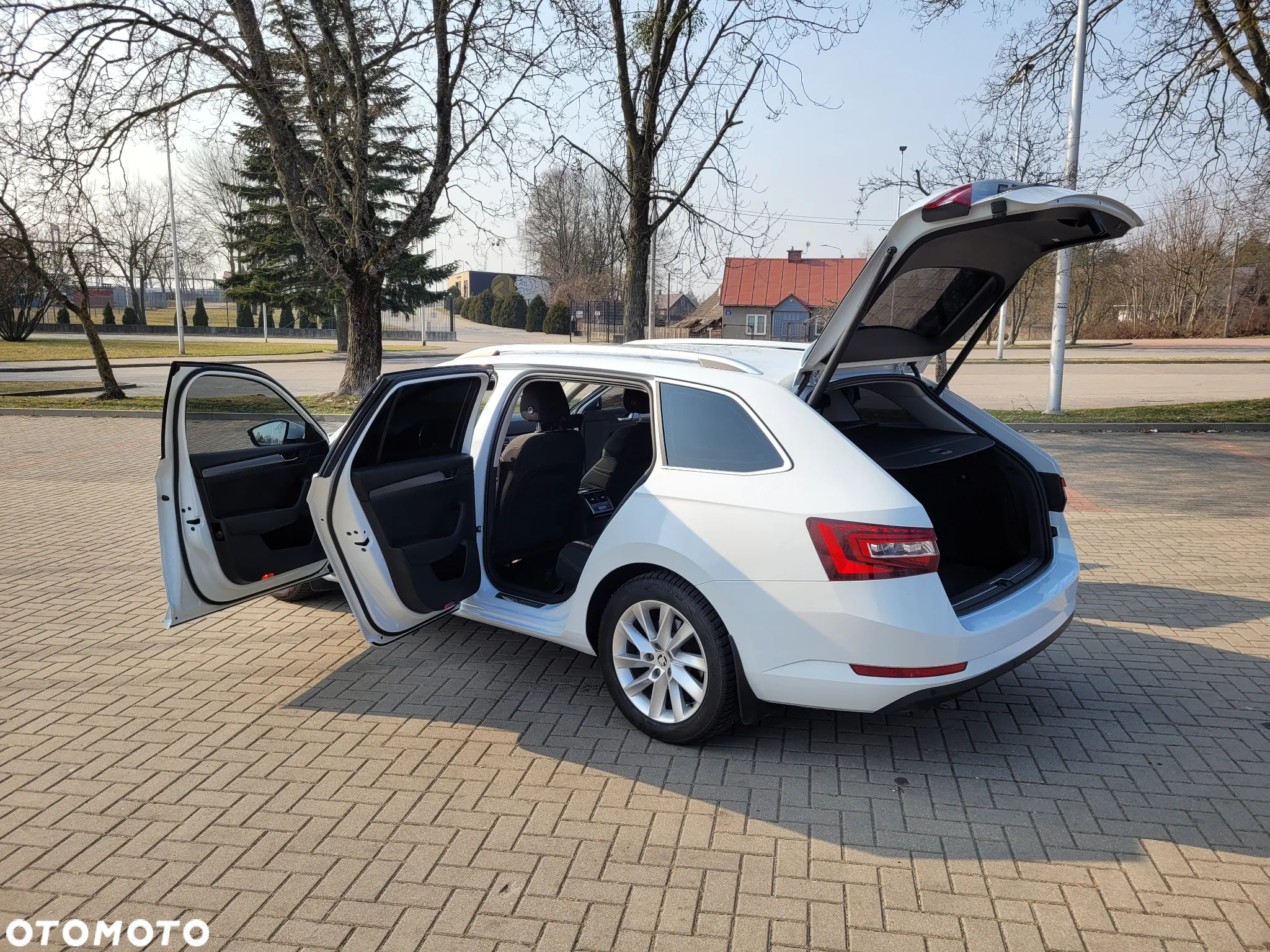 Skoda Superb 1.8 TSI Style DSG - 8