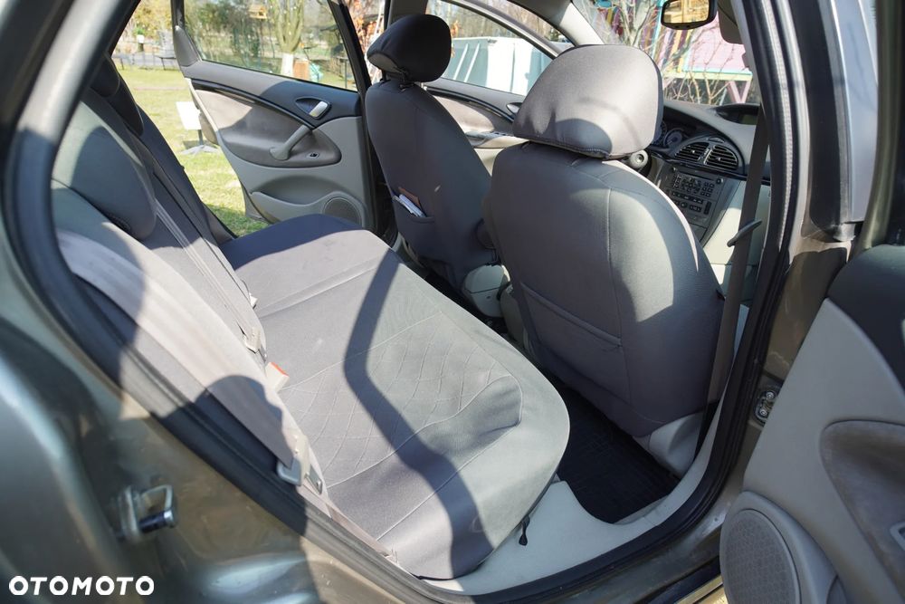 Citroën C5 2.0 HDi Exclusive - 5