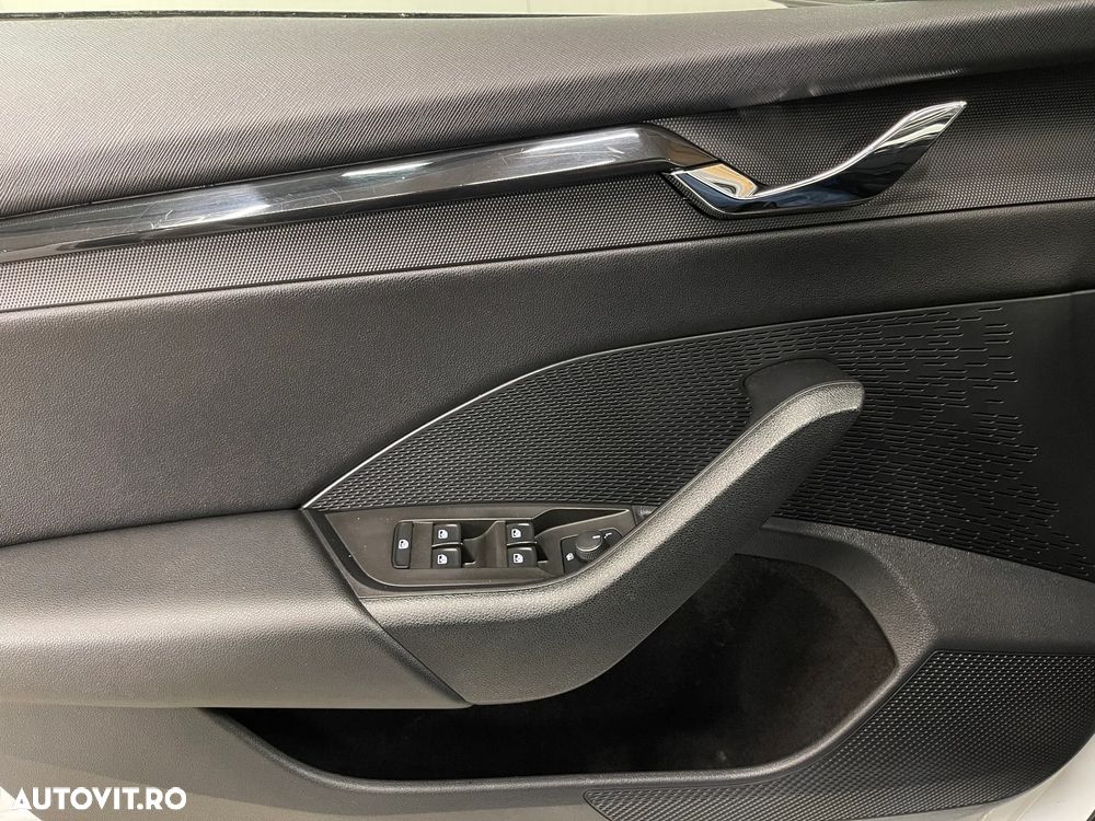 Skoda Octavia 1.5 TSI DSG MHEV Ambition - 24