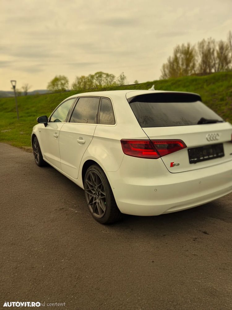 Audi A3 2.0 TDI clean quattro Attraction - 5