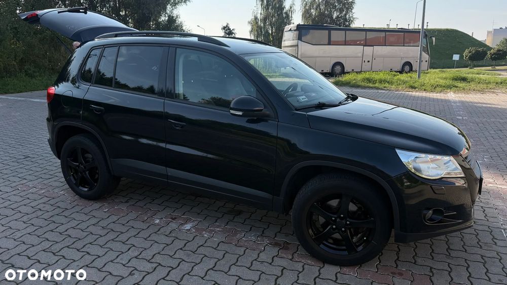 Volkswagen Tiguan 2.0 TDI DPF 4Motion DSG Exclusive - 4