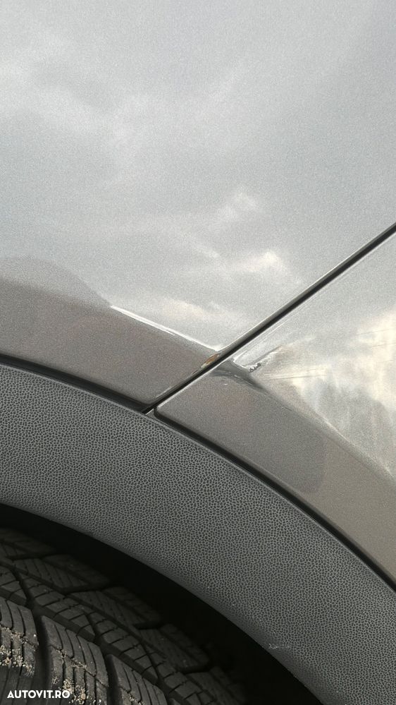 Mercedes-Benz GLA - 9