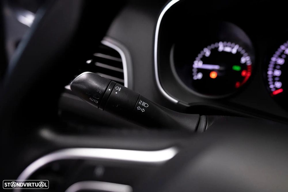Renault Mégane Sport Tourer - 16