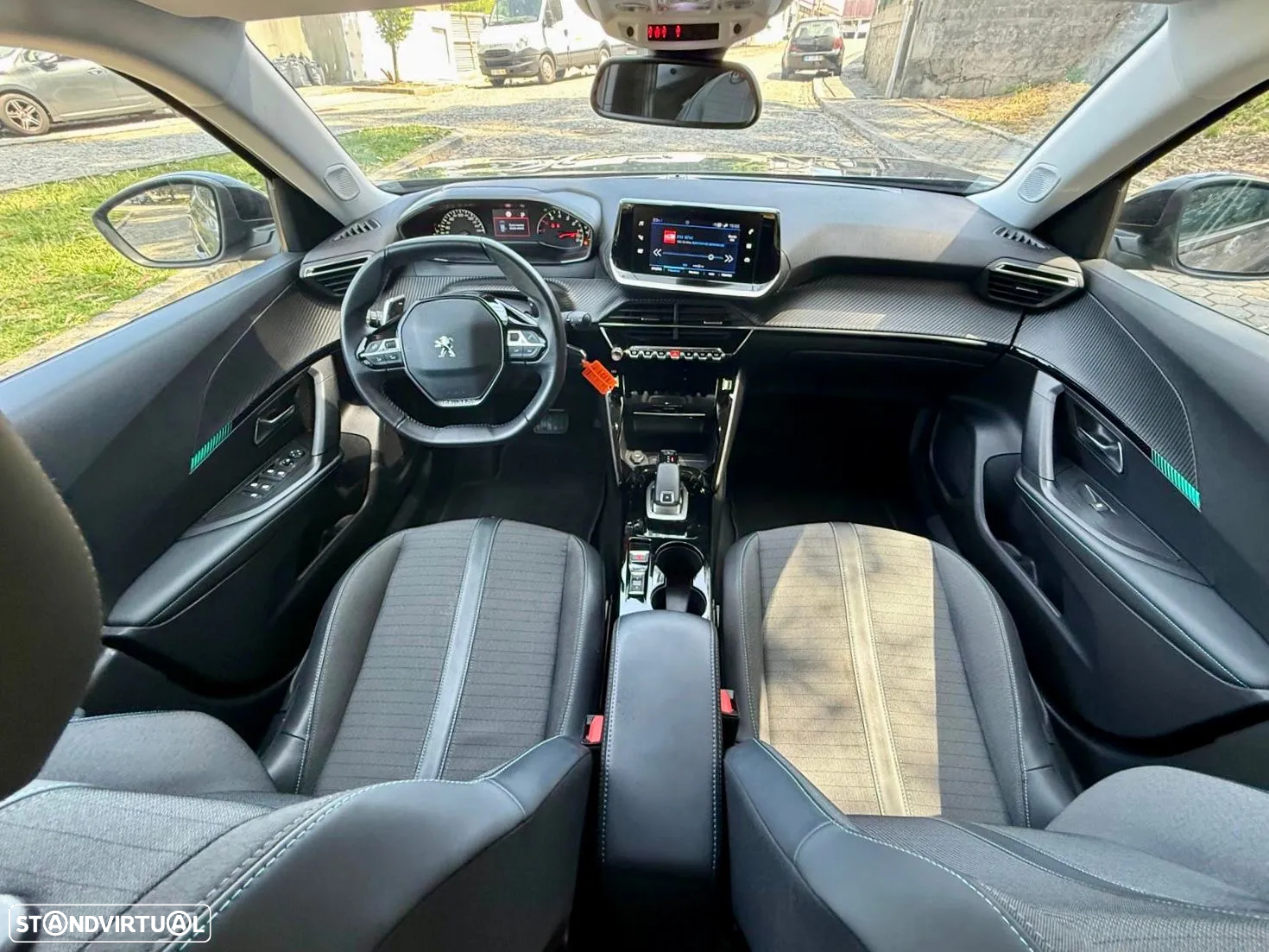 Peugeot 2008 1.5 BlueHDi Allure Pack EAT8 - 10