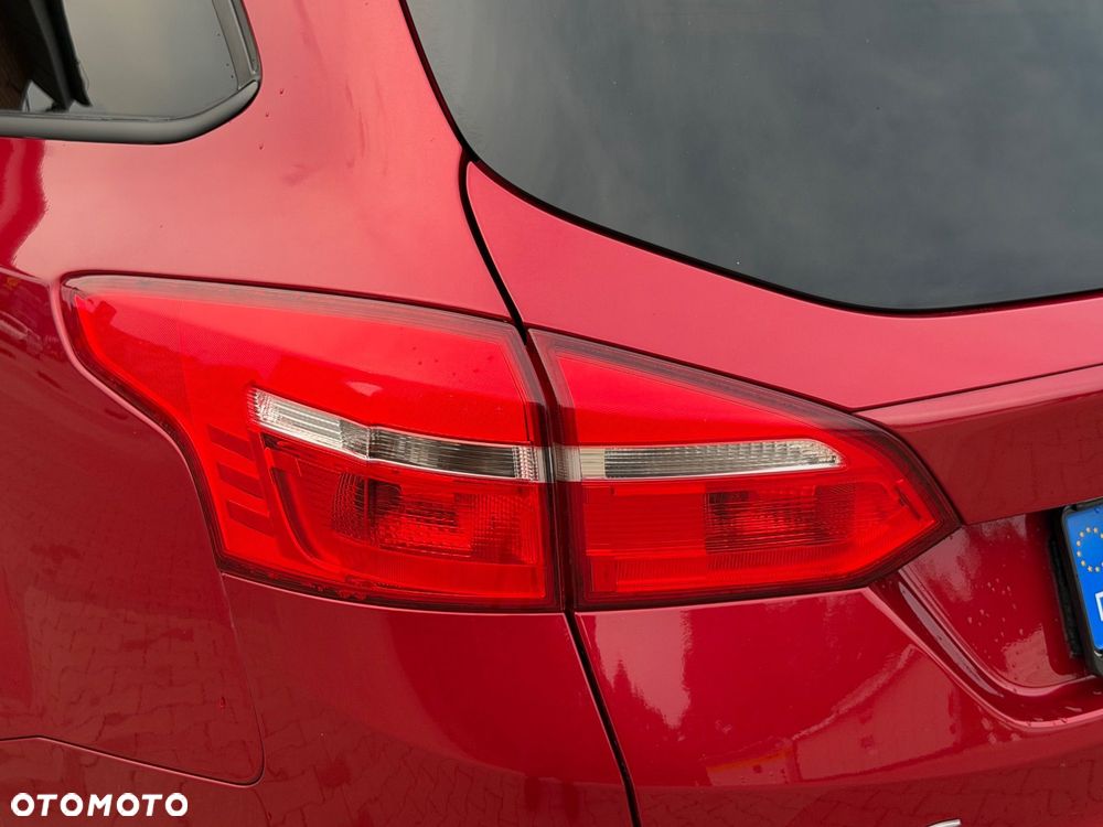 Ford Focus 1.0 EcoBoost Titanium - 29